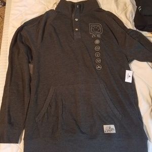 Disney WDW pull over sweatshirt